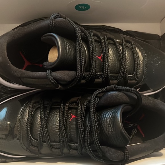 Jordan Low 11s wore once in (excellent condition)they were gifted to me - Picture 2 of 3